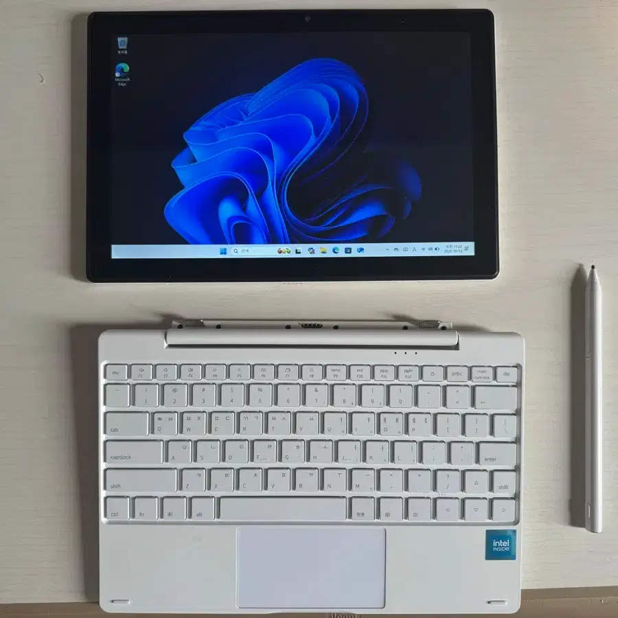 베이직스 베이직북S 2in1 태블릿 노트북 10.1인치