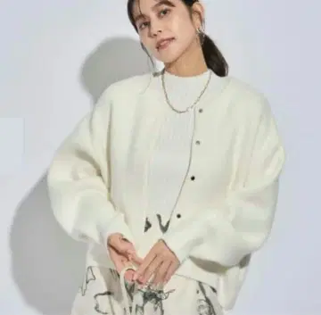 Mystrada 마이 스트라다 오벌 숏 코디건