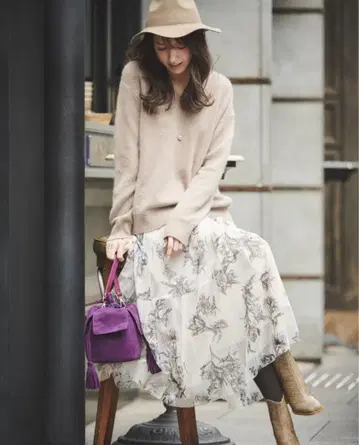 JUSGLITTY 아트 플라워 프린트 스커트