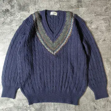 90s GoldenEagle 짧은 기장 네이비 V넥 케이블 니트 M