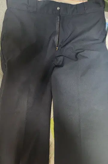 BEAMS x dickies 슬랙스