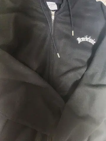 아크메 드 라 비 ADLV 블랙 후드티