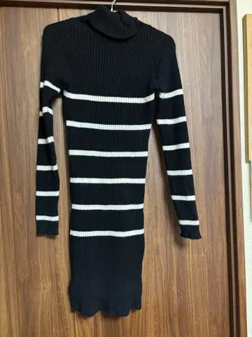 터틀넥 니트 원피스