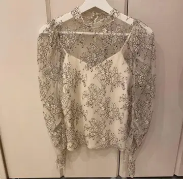 SNIDEL 파커링 레이스 상의