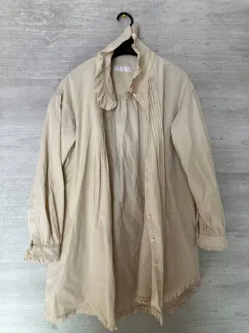 PINK HOUSE 프릴 긴팔 셔츠 베이지