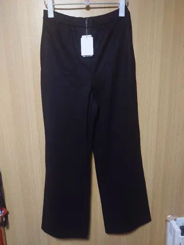 [ 새상품 ] theory luxe 23FW 풀온 팬츠 블랙 홈 워셔블