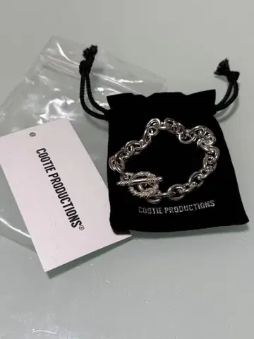 [ 미사용에 가까움 ] cootie productions 쿠티 팔찌