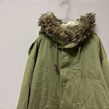 GU 모즈 코트(XL) 카키 충전솜 폴리에스테르 밀리터리풍 후드 퍼 부착