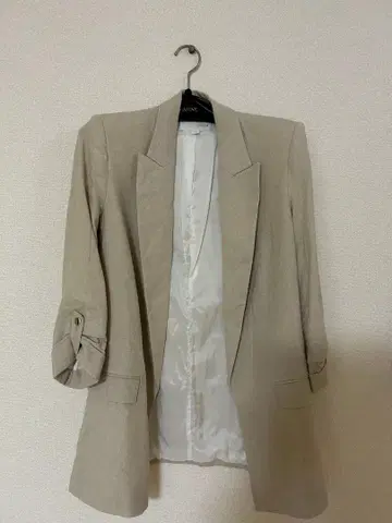 베이지 테일러드 자켓