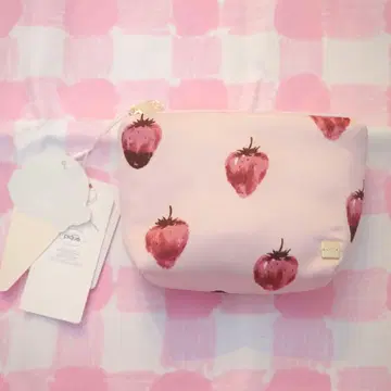 [ 새상품 미사용 택 포함 ] 젤라또피케 딸기 티슈 파우치 핑크