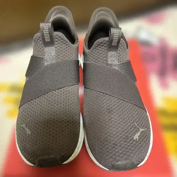 Puma 슬립온 브라운