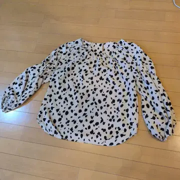 n.natural 도트 무늬 5부 소매 튜닉 M