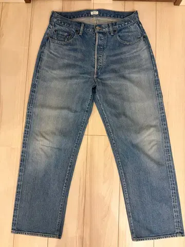 CIOTA 스트레이트 데님 샘플