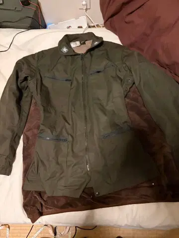 이탈리아제 파라 트루퍼 자켓 사이즈 46L? 58?