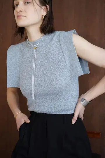 CLANE SQUARE SLEEVE KNIT TOPS 블루 사이즈 1