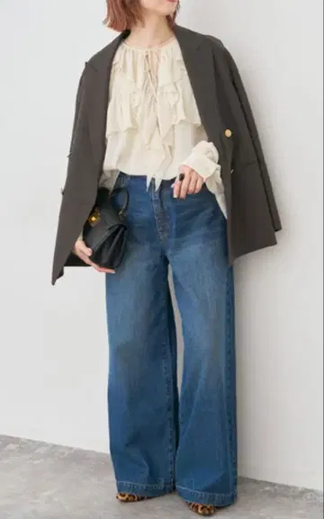 Spick & Span 프릴 양류 블라우스