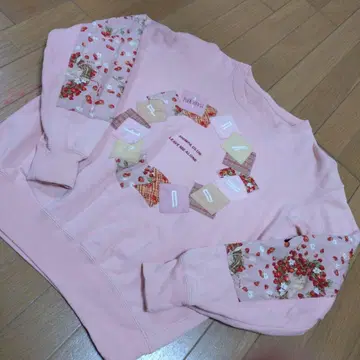 핑크하우스 딸기 리스 패치워크 제켄 트레이닝복 하자 있음