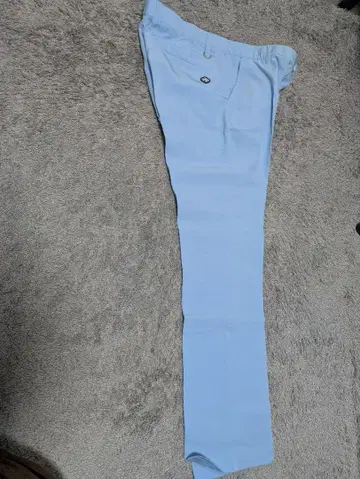 FIDRA 슬림핏 라이트 블루 팬츠 4/S