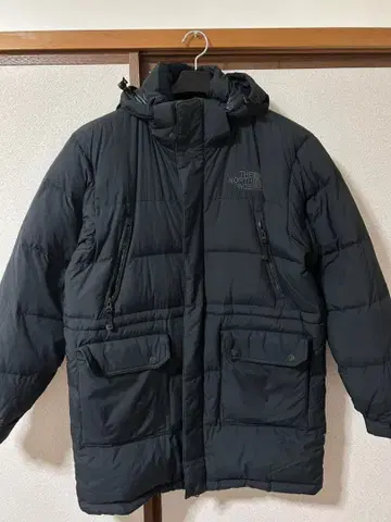 THE NORTH FACE 블랙 다운 자켓