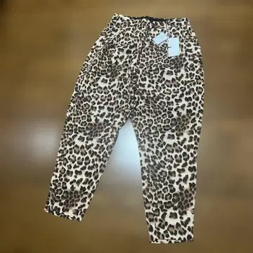 새상품 TMDL 레오파드 무늬 카멜색 사루엘 팬츠 L 사이즈