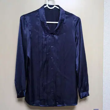 디자인 블라우스, 카라 스캘럽 사양,