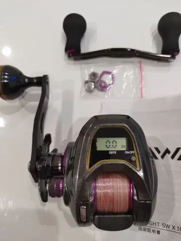 다이와 라이트 SW X IC 왼쪽