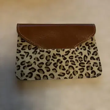 레오파드 무늬 접이식 지갑 송치