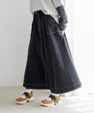 니코앤드*벨트 모듬 플레어 스커트 블랙 M