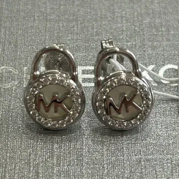 마이클코어스 스터드 귀걸이 MKC1558AH040 실버