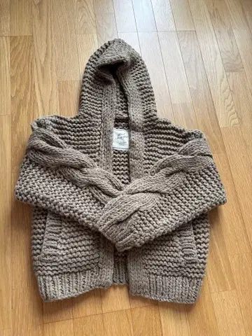 SONNY LABEL 핸드메이드 니트 후드 부착 베이지