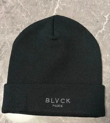 BLVCK PARIS 블랙 니트 모자