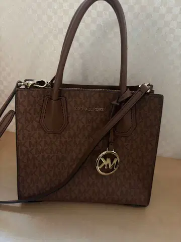 MICHAEL KORS 브라운 숄더백