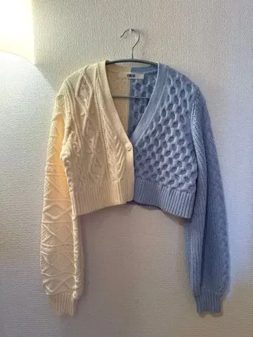 [ 새상품급 ] FURFUR 크롭 가디건 바이컬러 아이보리 블루