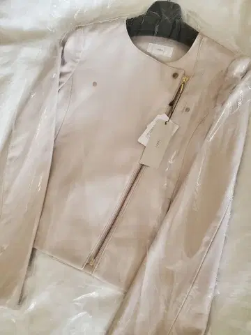 택 포함 새상품 인덱스 라이더 자켓 화이트