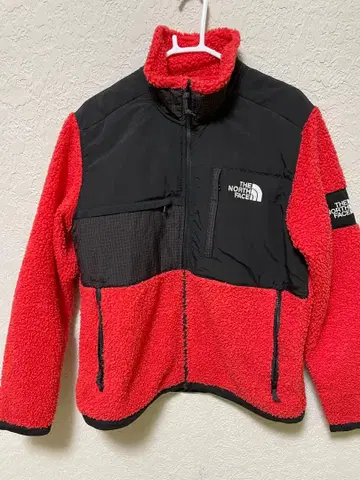 THE NORTH FACE 플리스 자켓 M 사이즈 레드/블랙