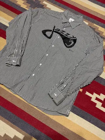 유니폼 익스페리먼트 셔츠 JAZZY