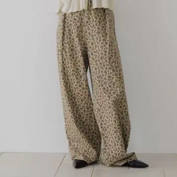 lowrys farm 턱 와이드 데님 레오파드 무늬