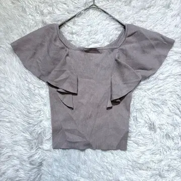 [ 머큐리 듀오 ] 프릴 슬리브 리브 니트 F 슬림 쇼트 기장 작음