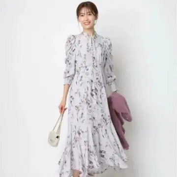 아푸와이저 리셰 플라워 에스카르고 원피스