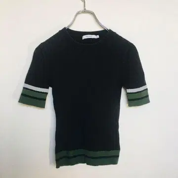 [ moussy ] 반팔 리브 니트 스트레치 슬림 블랙 그린 U넥 프리