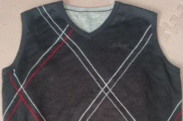 TITLEIST 타이틀리스트 V넥 리버서블 니트 베스트