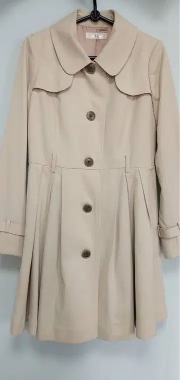 Laisse Passe 베이지 트렌치코트 울 혼방