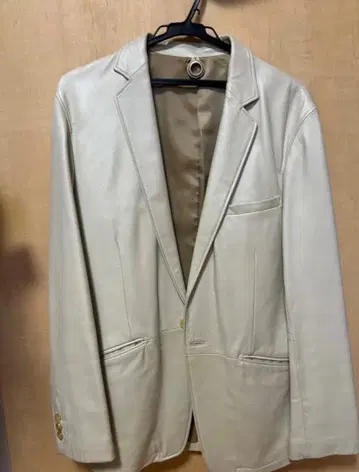 MEN'S TENORAS 크림색 가죽 자켓 L 사이즈