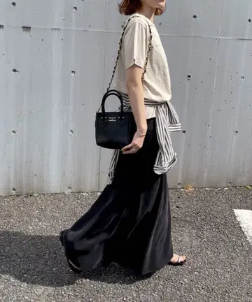 [ 정가 15,400엔 ] Spick & Span 피브릴 새틴 롱 스커트