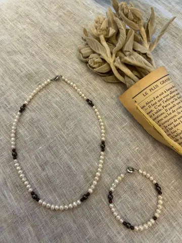 담수 펄 자기 목걸이, 팔찌