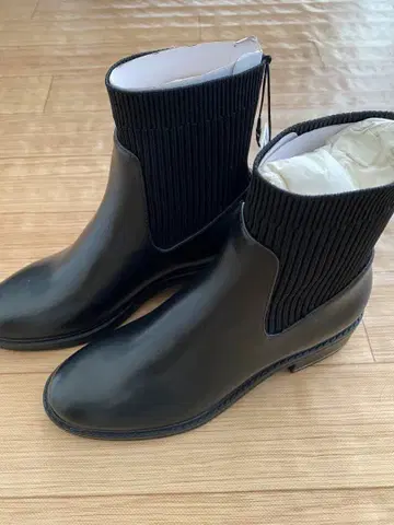 ZARA 사이드 고어 부츠 블랙 35