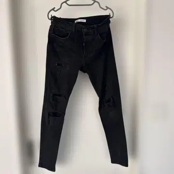 ZARA 데미지 블랙 데님