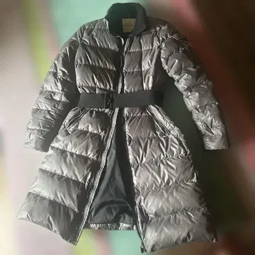 MONCLER 그레이 다운 자켓 허리 벨트 포함