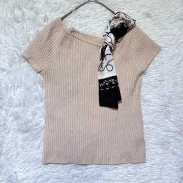 [] 리브 니트 F 반팔 스카프 포함 스퀘어 넥 슬림 타이트