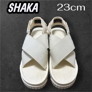 SHAKA 스포츠 샌들 통굽 23cm 화이트 크로스 스트랩